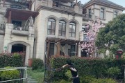 Tarzan分享Shanks打羽毛球搞笑视频:给爱笑送礼物失败 Tarzan分享Shanks打羽毛球搞笑视频:给爱笑送礼物失败